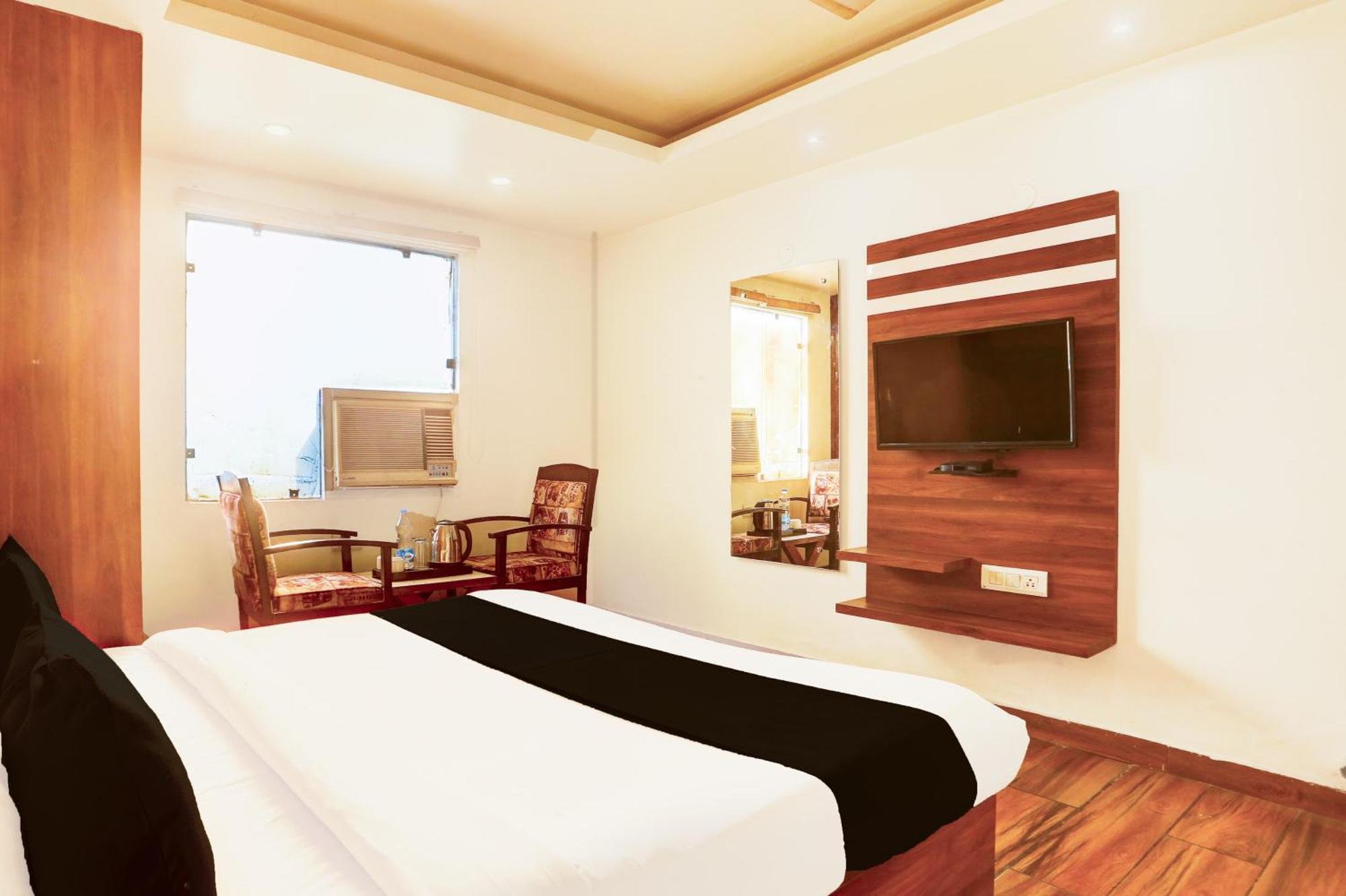 Hotel Super Collection O Amritsar Near Bus Stand Exterior foto